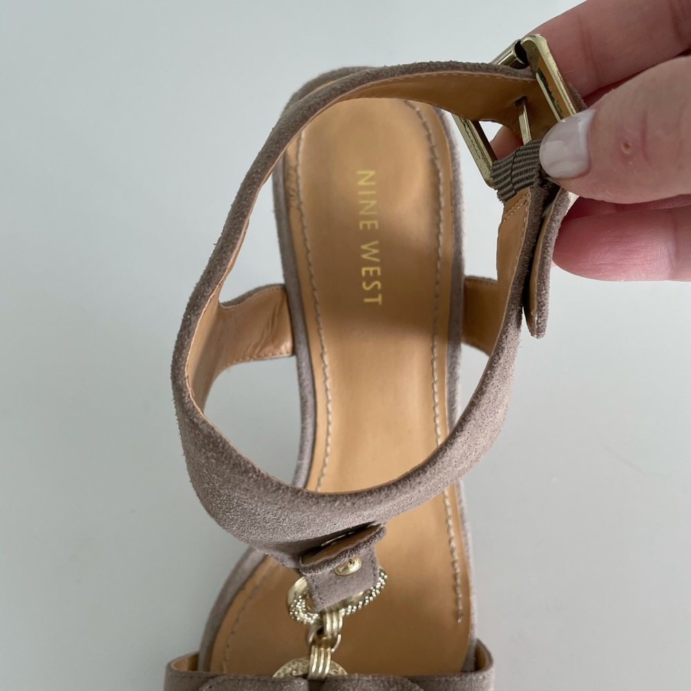 High Heel Sandals Swede with Gold Accessory